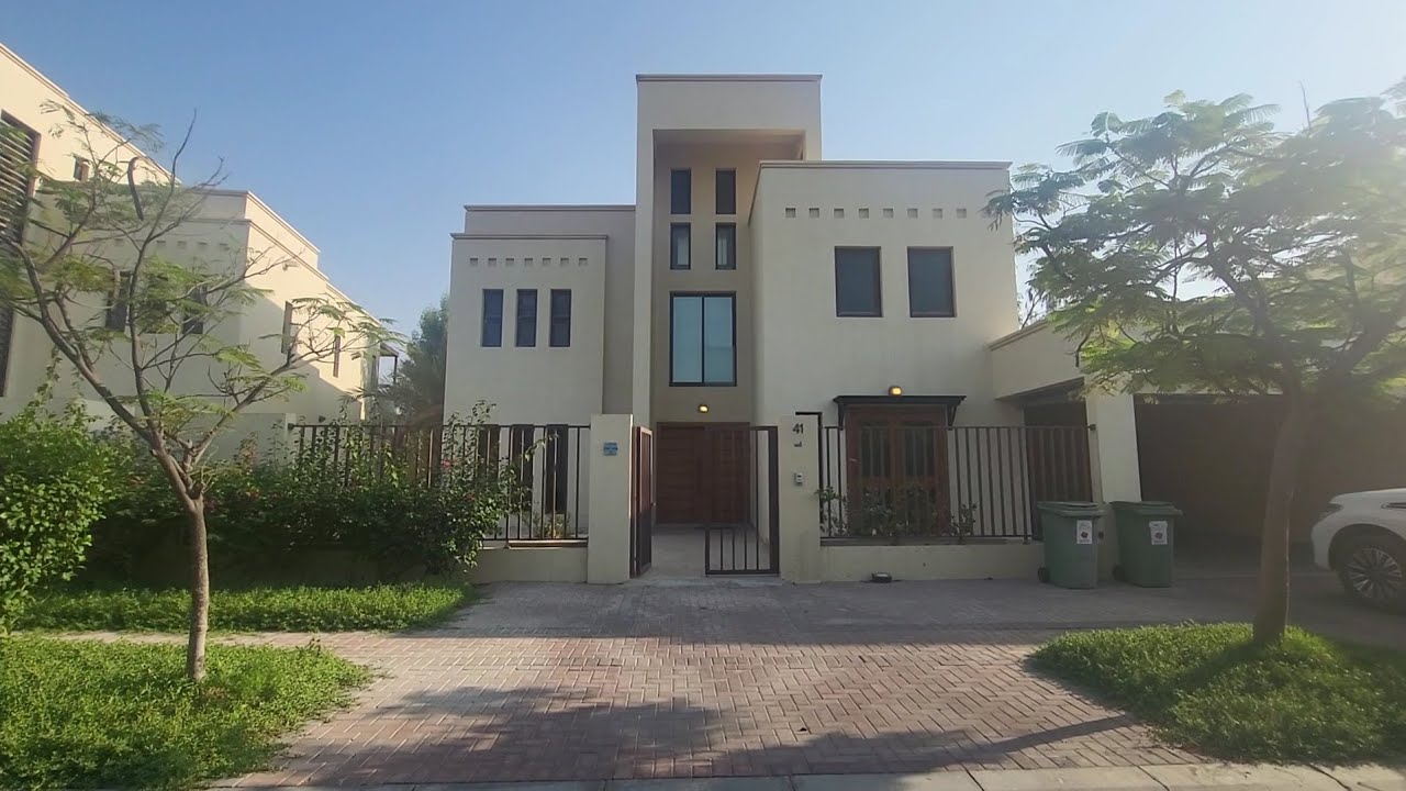 للبيع فيلا طابقين في منطقة  ميناء العرب في إمارة راس الخيمة - FOR SALE DUPLEX  VILLA IN MINA AL ARAB