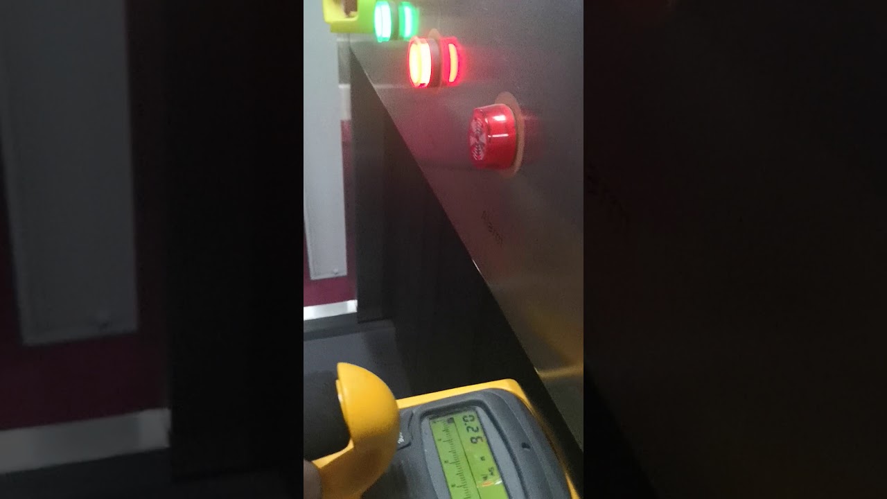 X ray baggage scanner radiation test