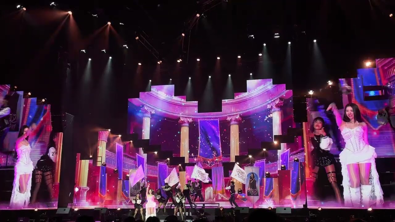Ginny Solo Stage