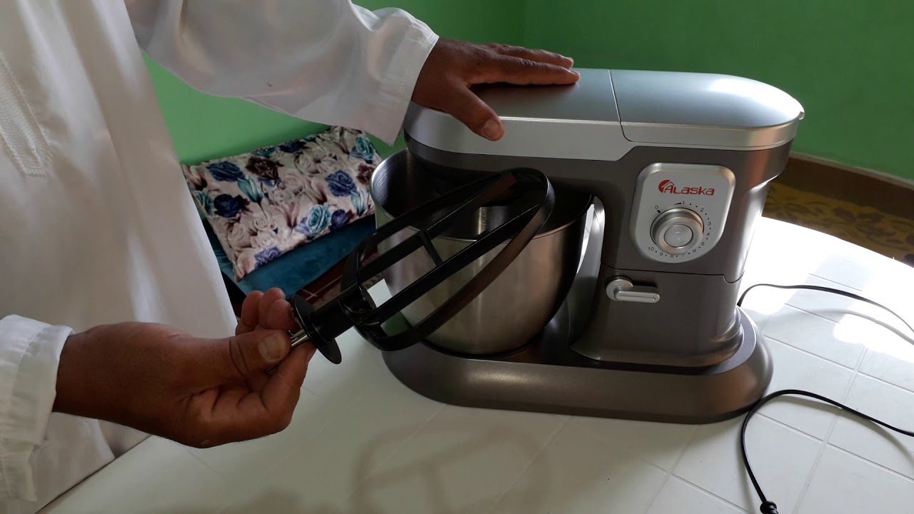 طريقة تنظيف الات عجانة الخبز والحلويات