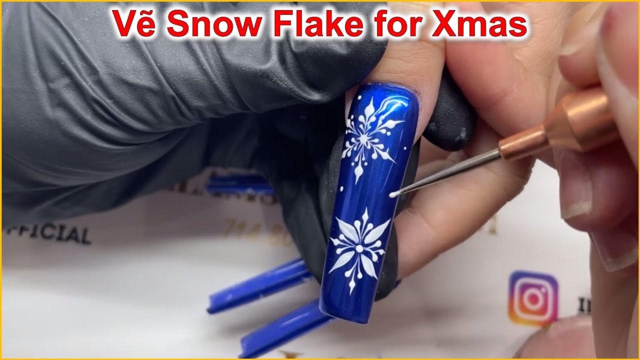 Cách làm Snow flakes for Xmas | Christine Lam