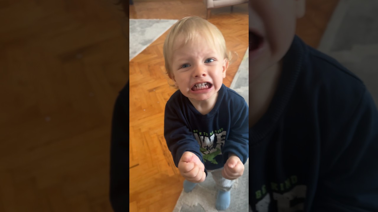 Sinirli bebek #short #shortvideo #funny #baby