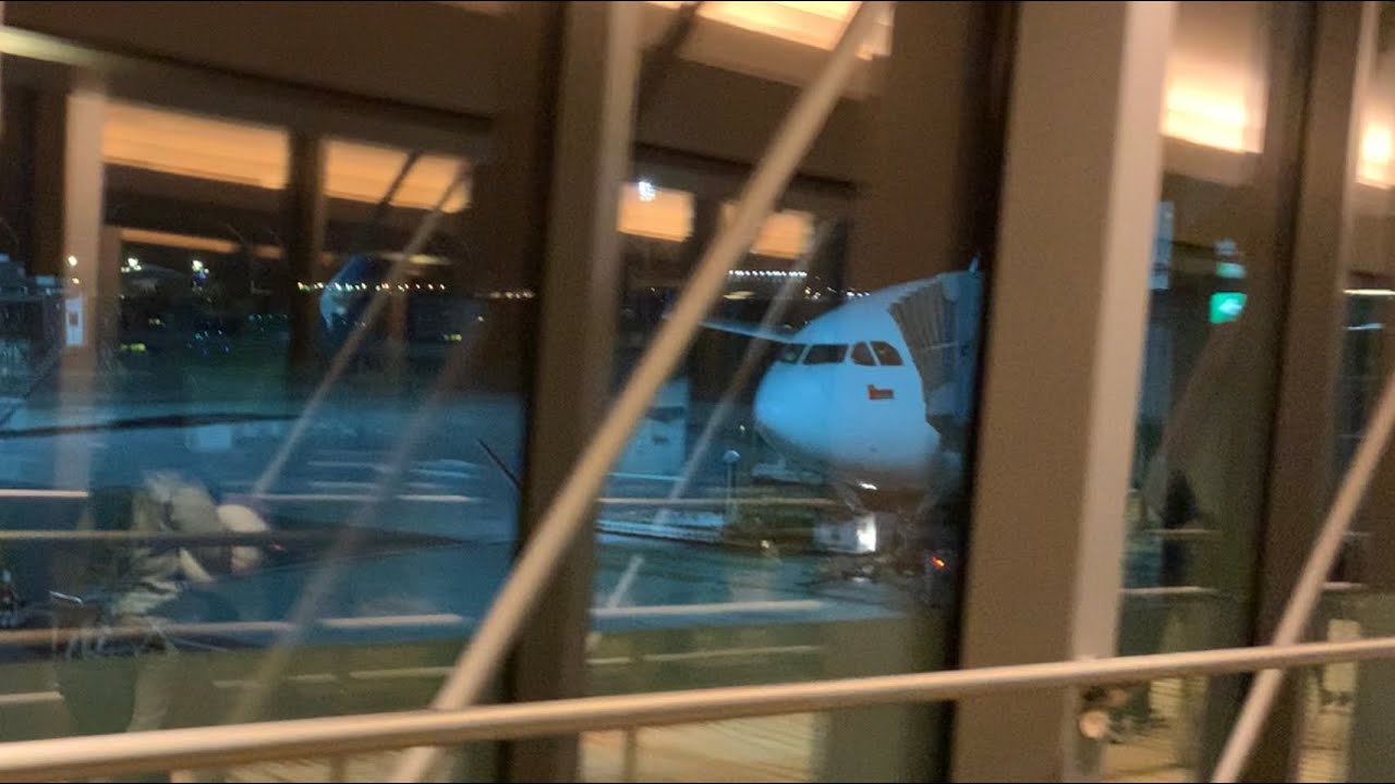 Oman Air WY821 A330-200 Muscat Oman to Kuala lumper ECONOMY CLASS
