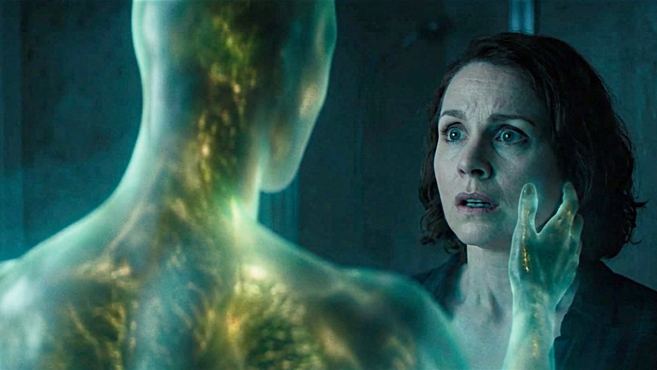 A Creature From an Unknown Dimension Arrive To Earth To Reveal A Shocking Truth