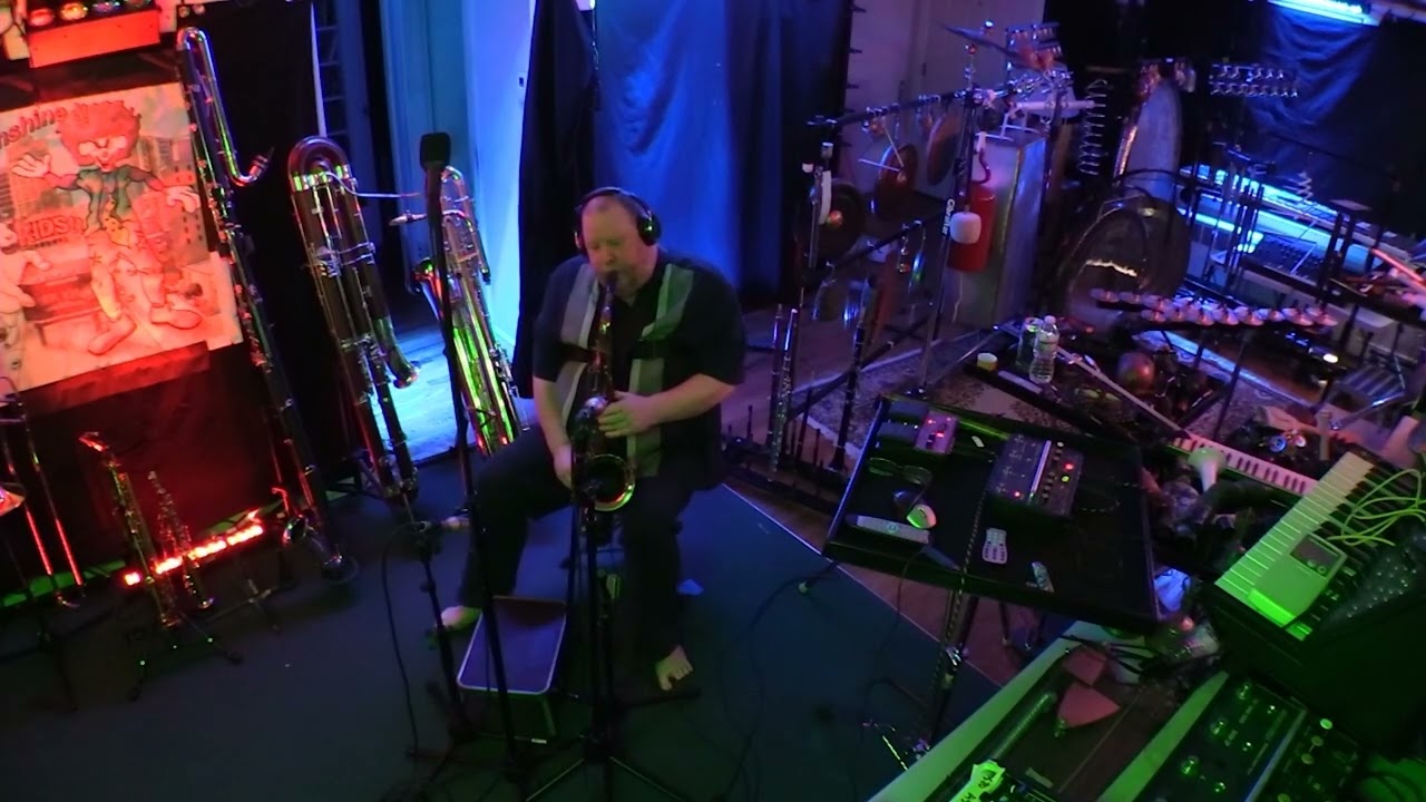 PEK Solo - Precedents - Precedents Shorty 08