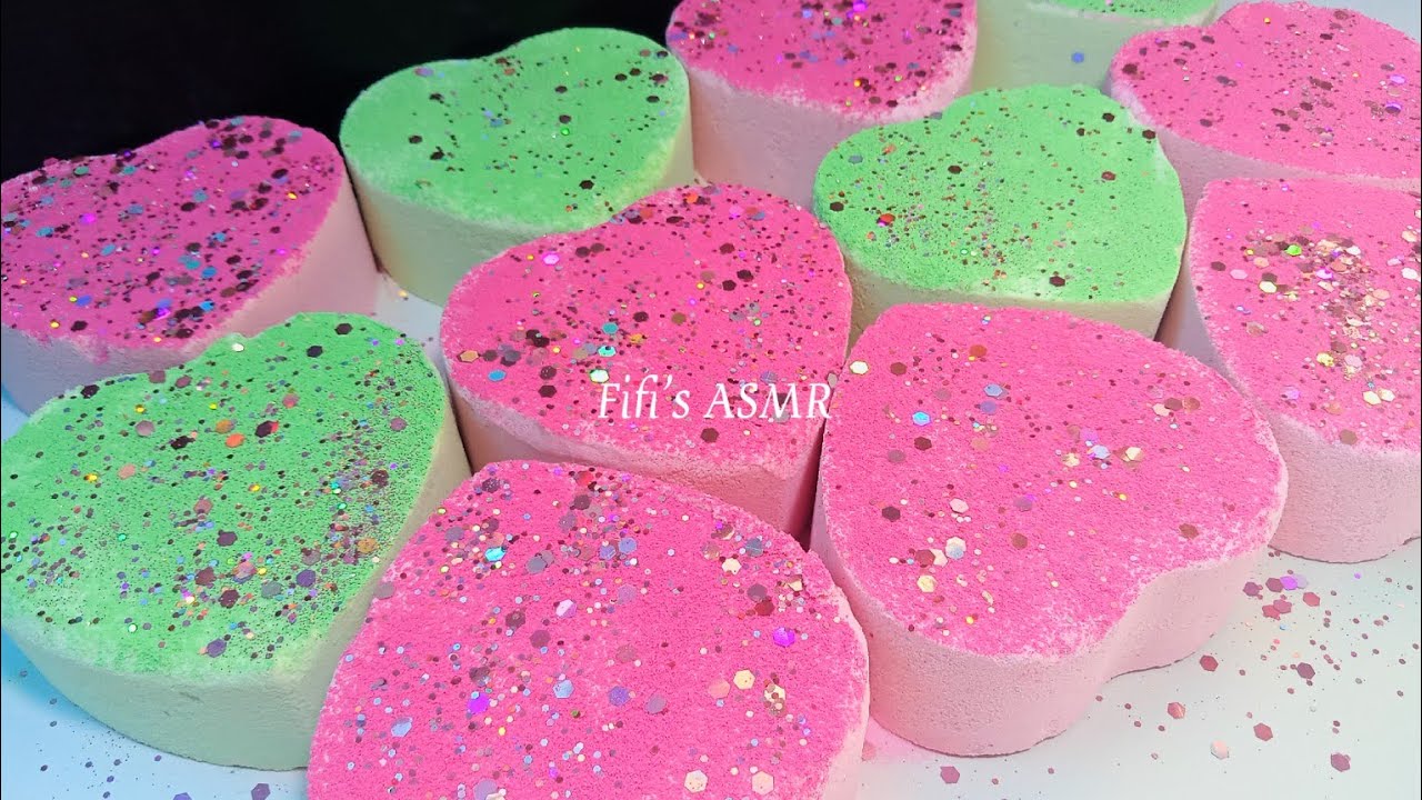 ASMR Baking Soda Heart Crush💚