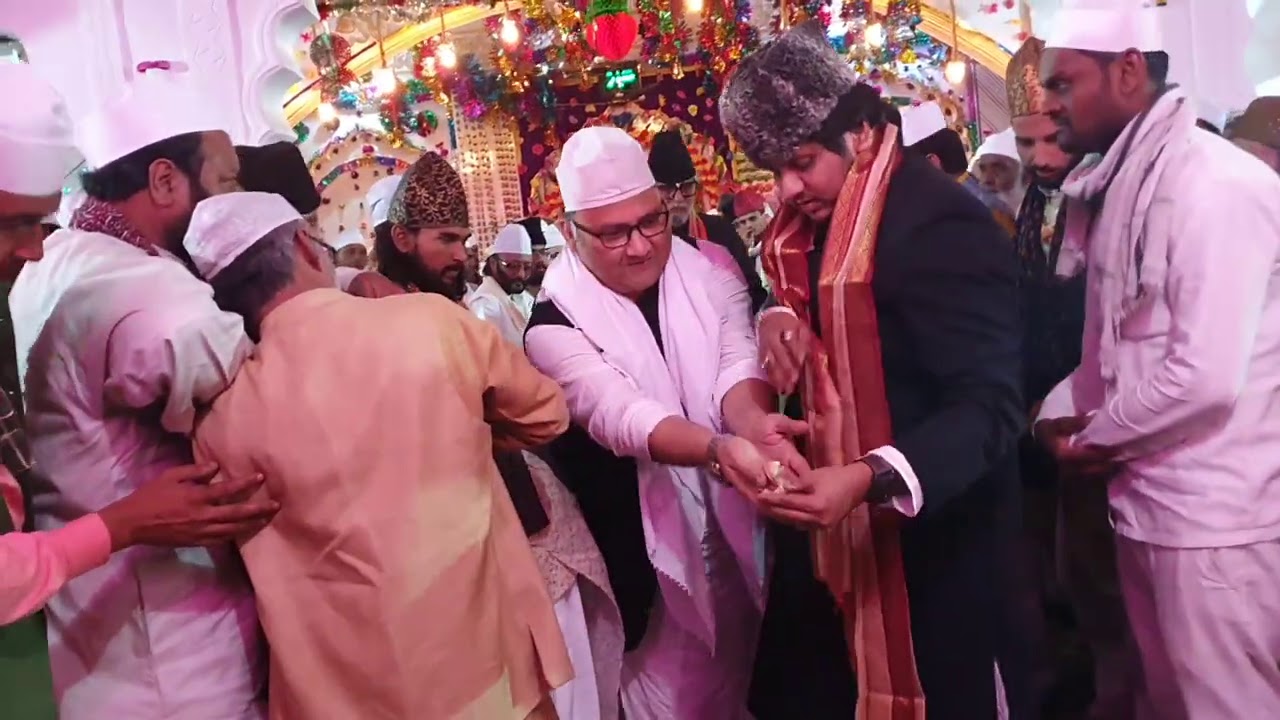 Unka Mangta Hoon Jo Mangta Nahii Hone Dete, Qamar Warsi Qawwal @ Urs E Mashoodi Baqai 2021 Safipur.