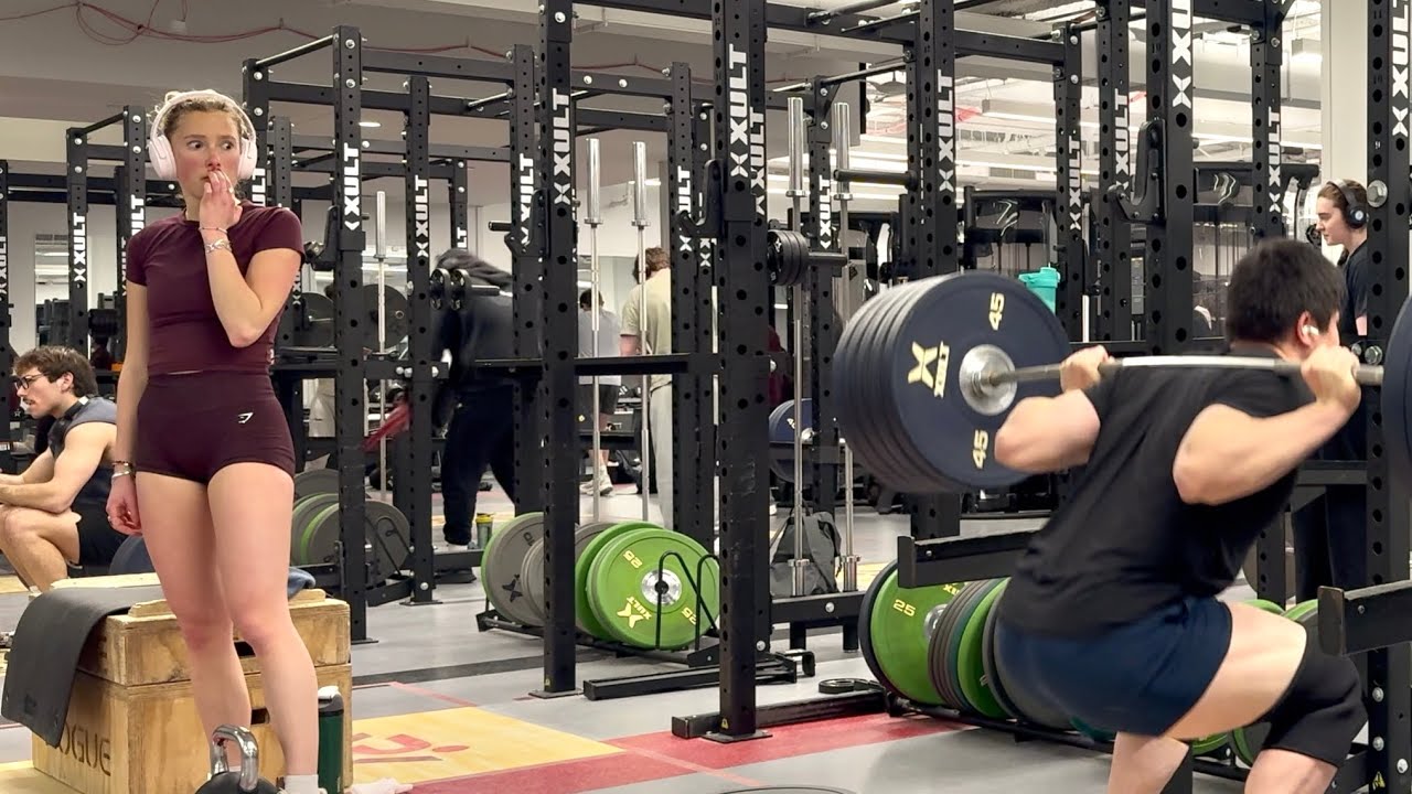 College Gym's Reaction to Random Guy Maxxing Out The Bar