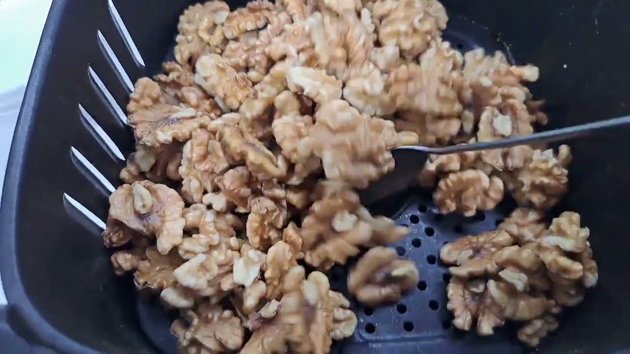 氣炸鍋也能烘烤出酥脆好吃的核桃Roasted Walnuts