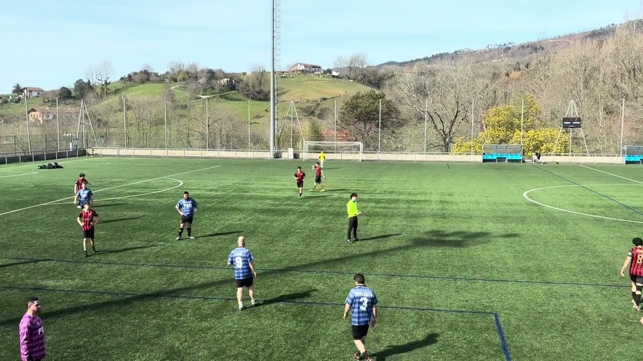 Ladrin CF vs Puai FC (Primera Parte) (2/2)