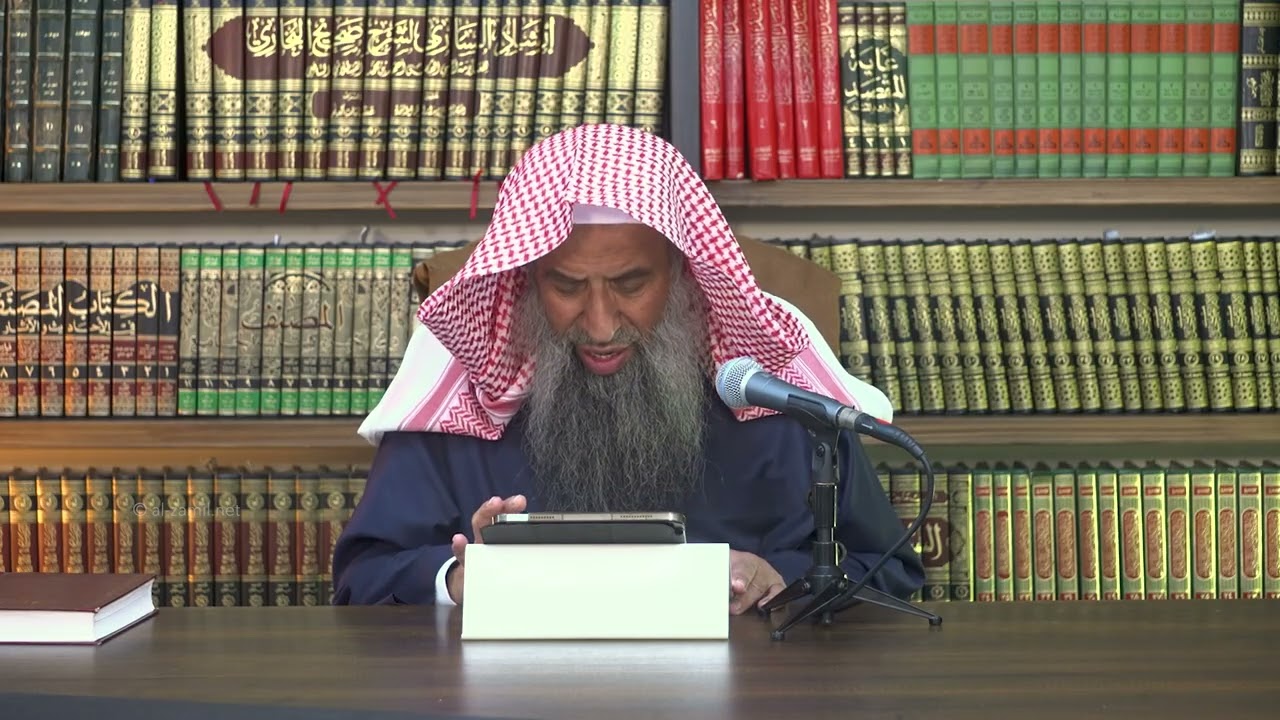 هل يجوز للابن أخذ الزكاة من والده لسداد الديون؟