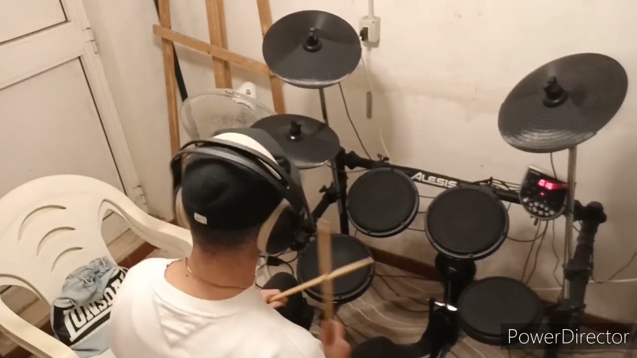 Thousand Foot Krutch - War Of Change (drum cover)