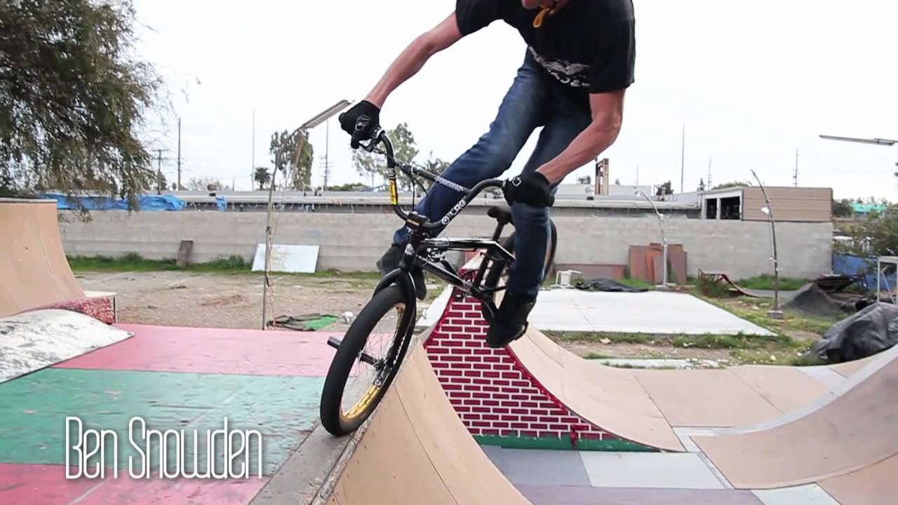 Aj Anaya's How Tuesday BMX Trick Tips Presented by Pro-Tec: Footjam
