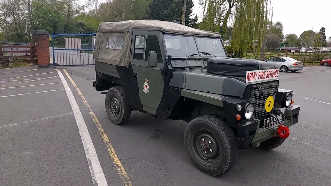 Lot 115  - 1973 Land Rover S3 88
