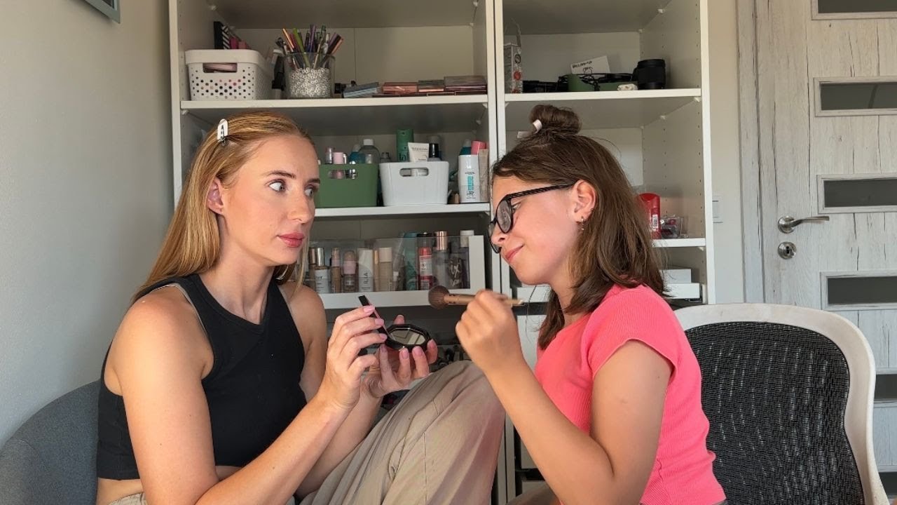 MOJE 10letá SÉGRA MI DĚLÁ MAKEUP 🙈😂