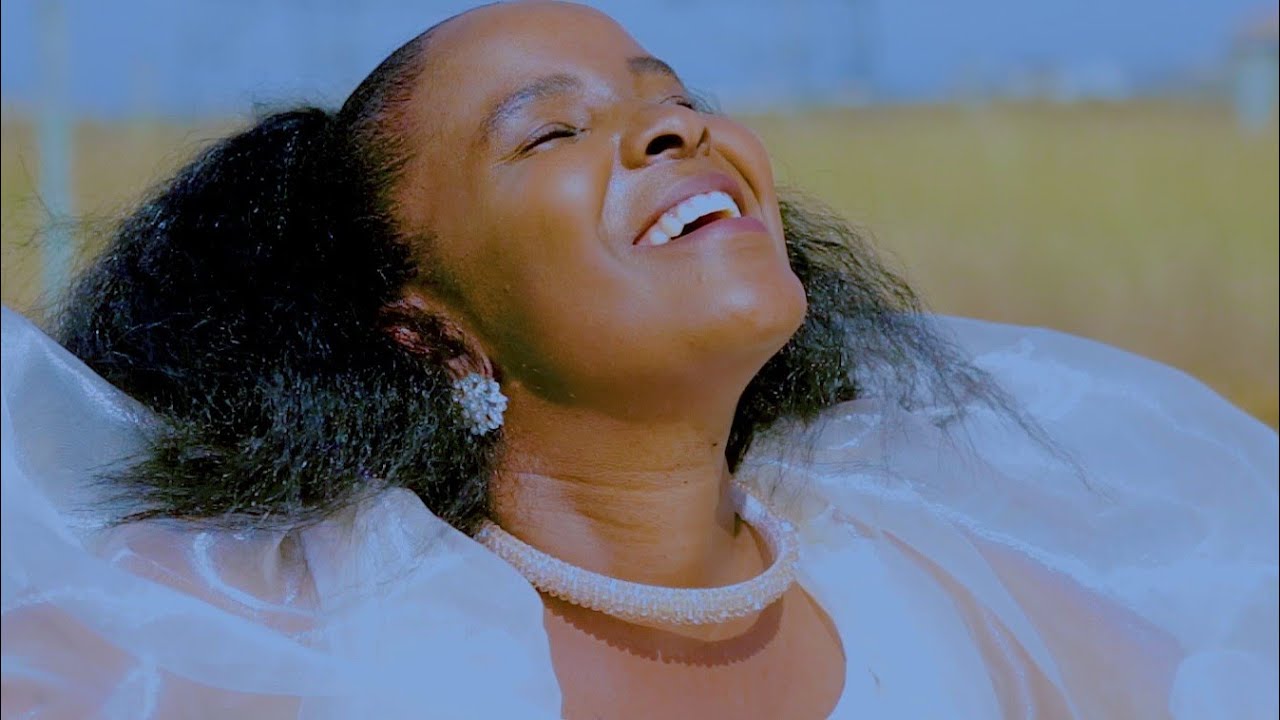 Mercy Aphia - AMENITENDEA (Official Music Video)
