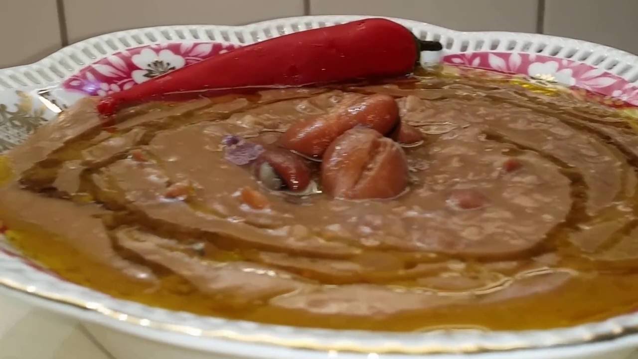 فول مدمس على طريقه الشيف عامر