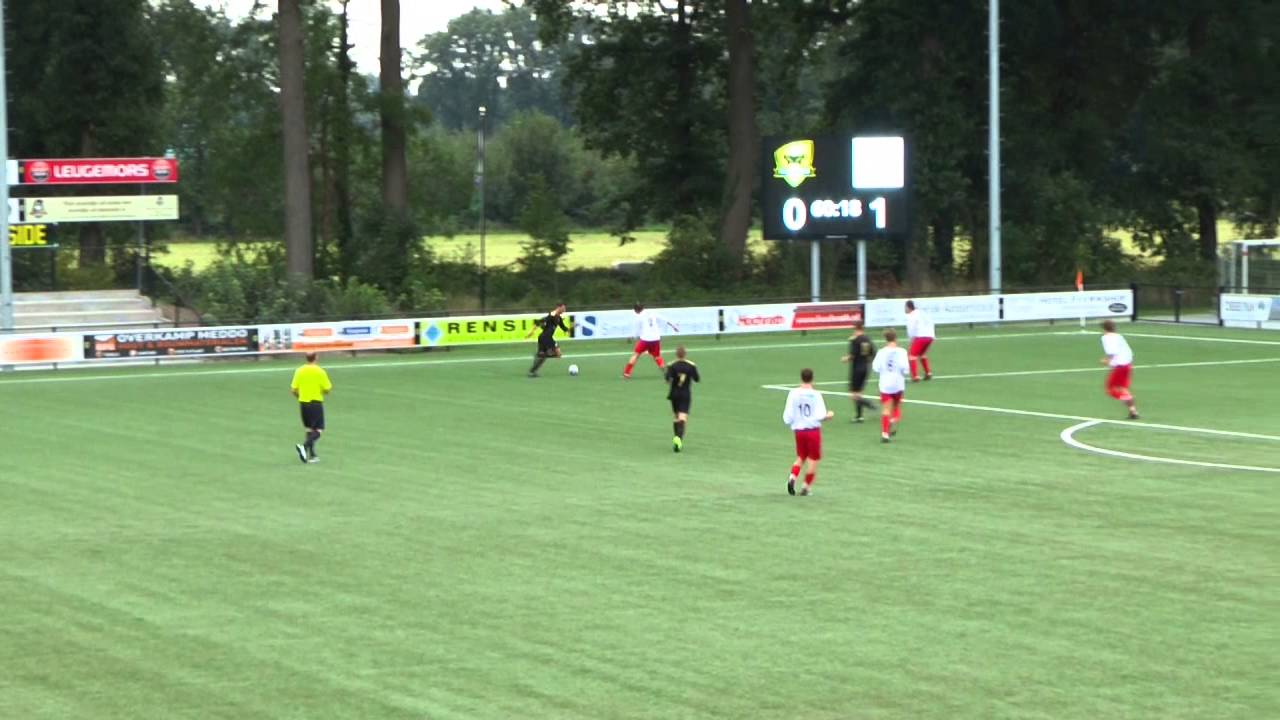 Voetbalwedstrijd FC Winterswijk/za - SV Harfsen | Zaterdag 12 september 2015