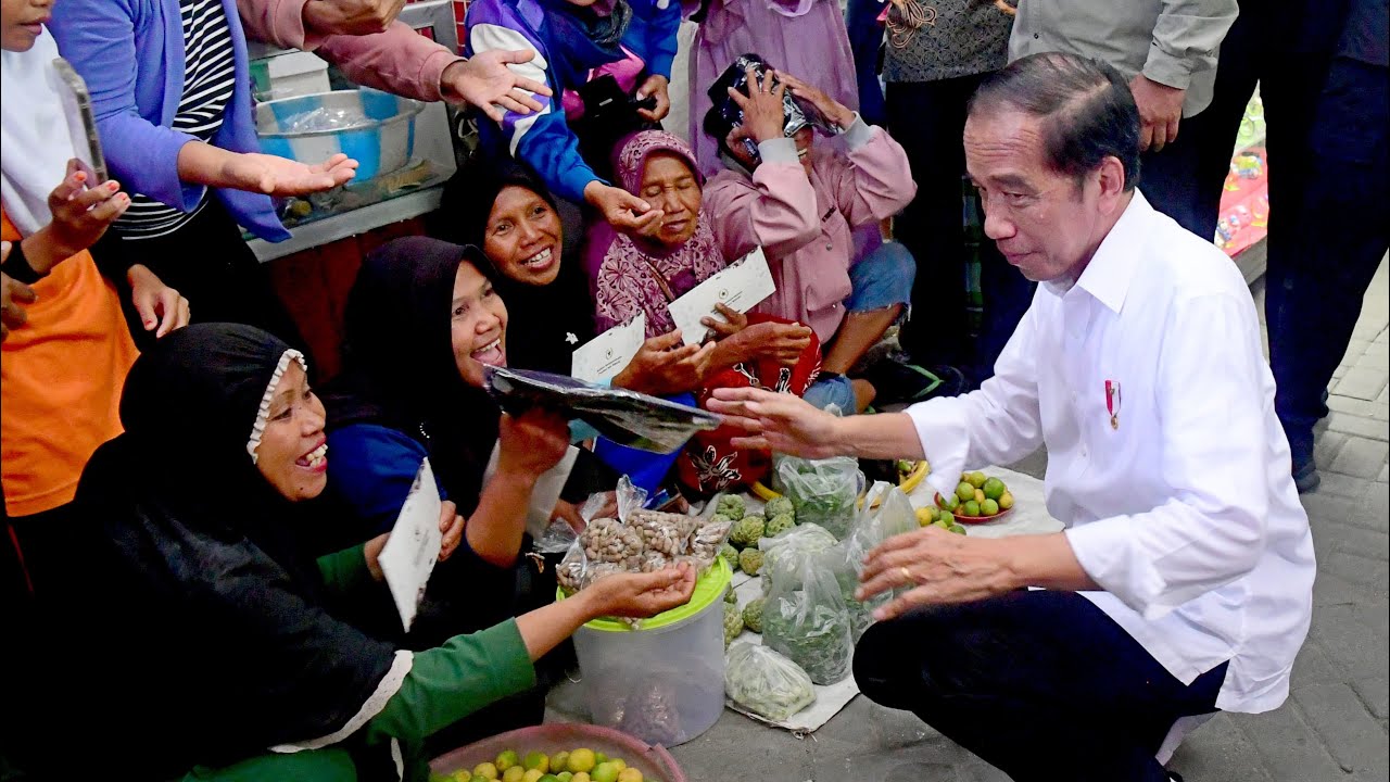 Presiden Jokowi Kunjungi Pasar Masomba, Palu, 30 Agustus 2023