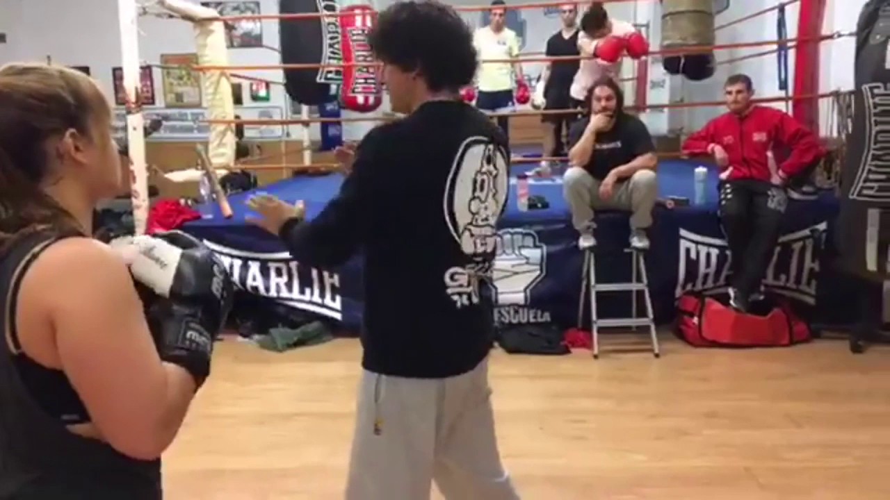 Pasos laterales. Boxeo con Jero García.