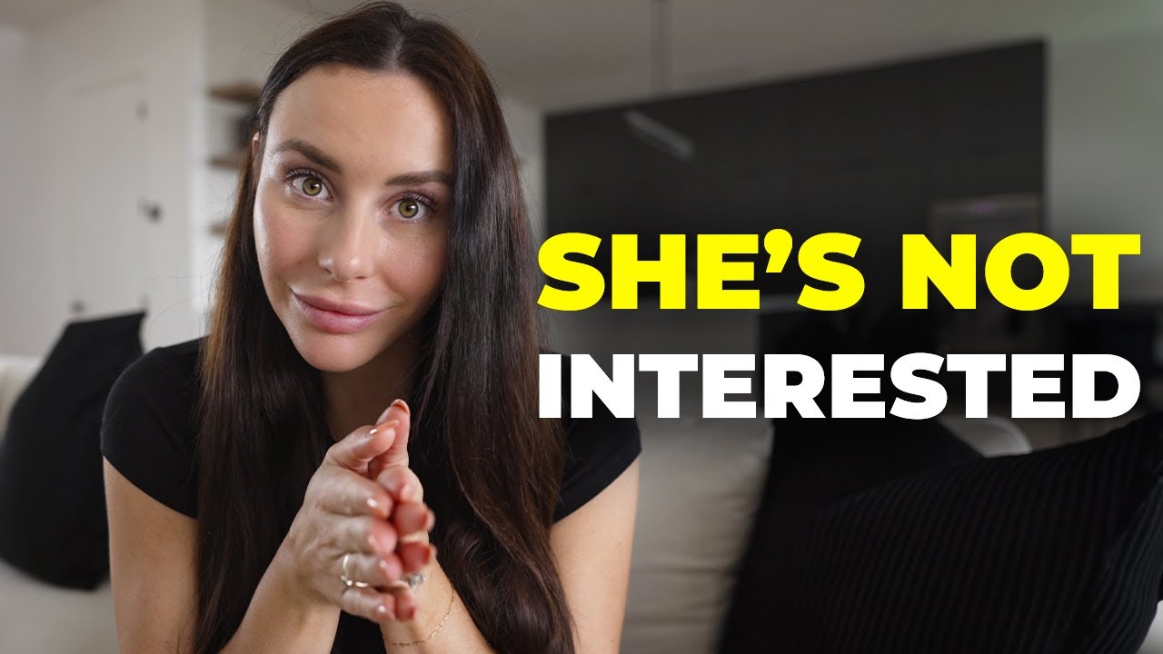 If She’s NOT Interested, She'll Do These 5 Things
