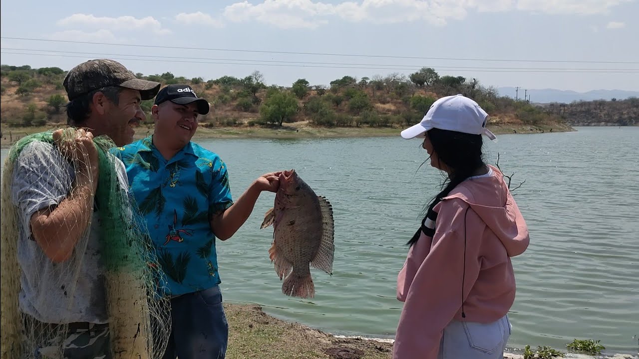 fritanga de tilapias monstruo de 4 kilos con angel y su esposa  por 10 de mayo