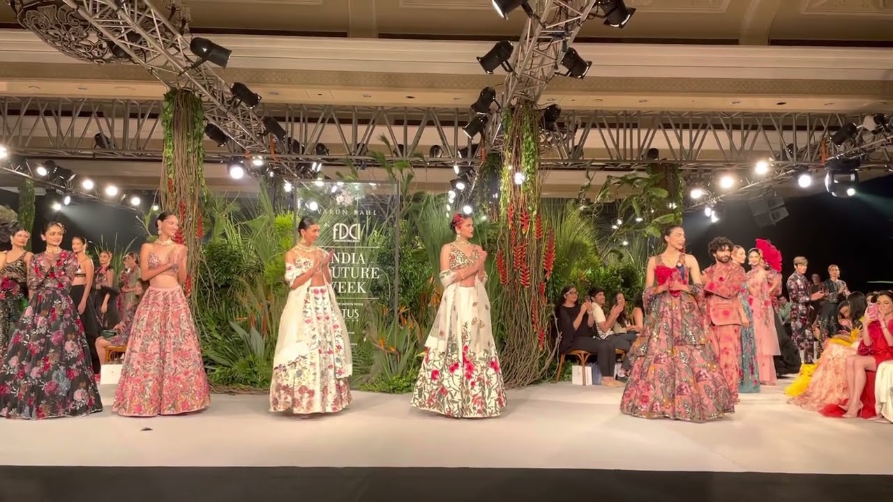 FDCI fashion show in New Delhi 2022