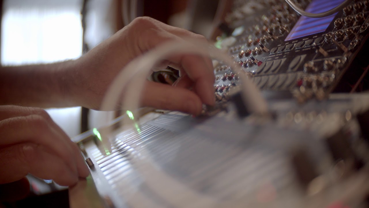 Ambient Modular Synth // Qu-Bit Data Bender, Mutable Rings & Sputnik Keyboard