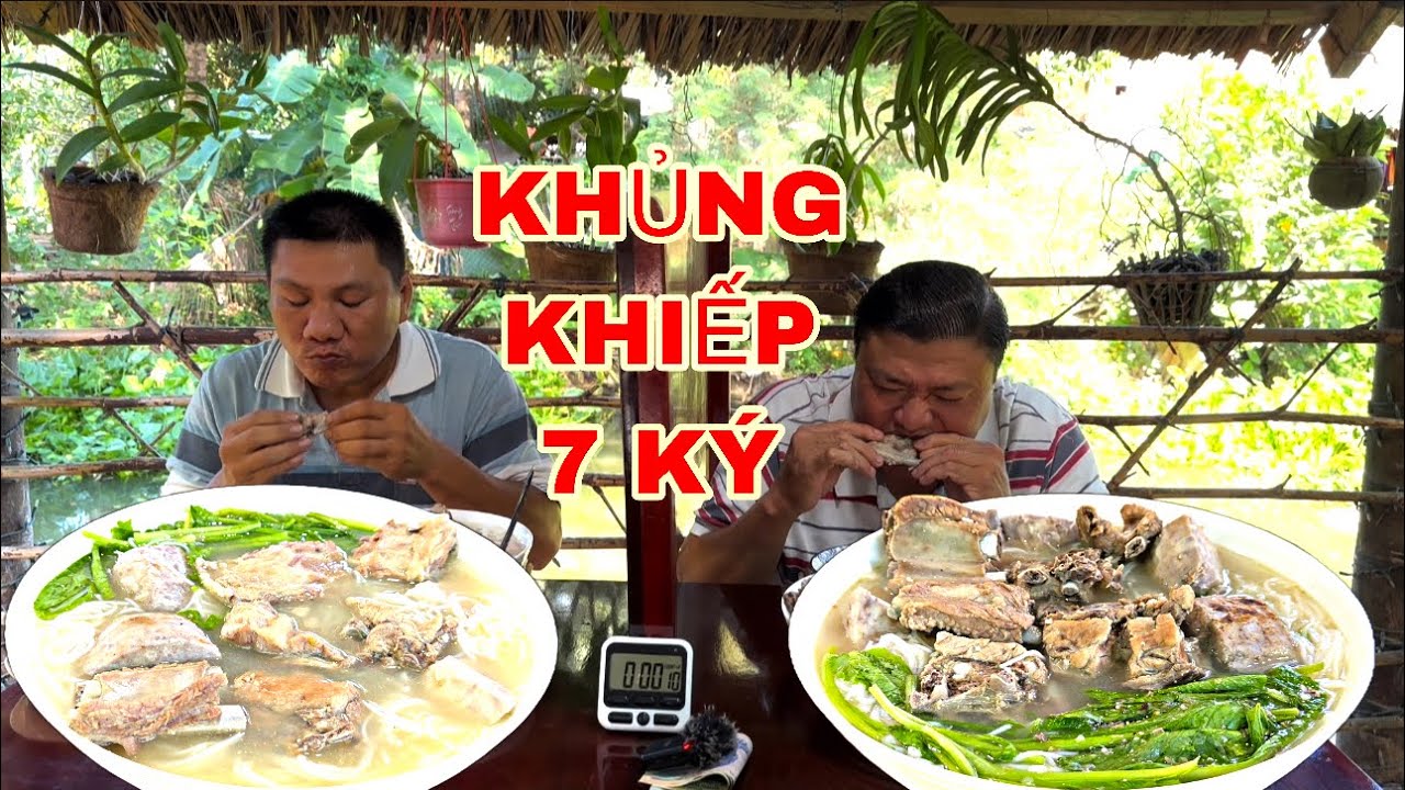 Trận Đấu Quá Sức Khủng.Khiếp 10 Phút Ăn 7 Ký Bún SƯỜN HEO NẤU CHAO | ATN