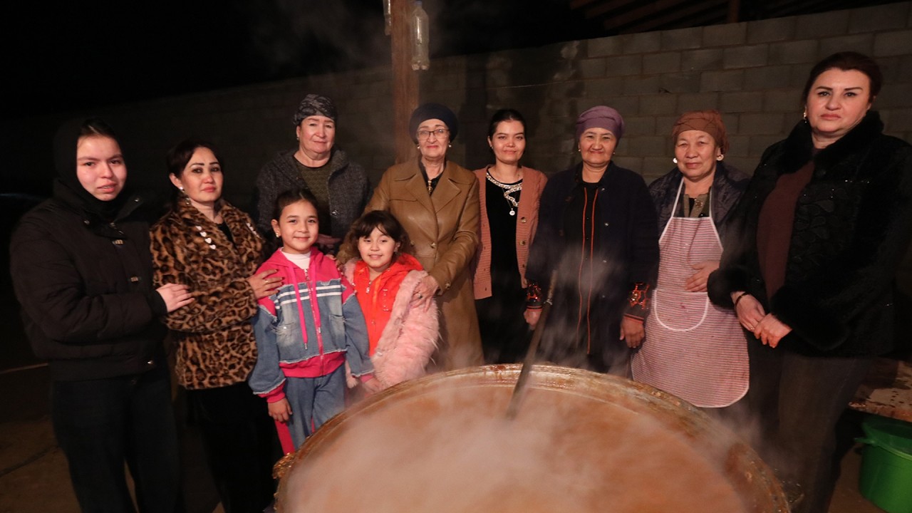 GULZIRA OPAMIZNI UYDA SUMALAK