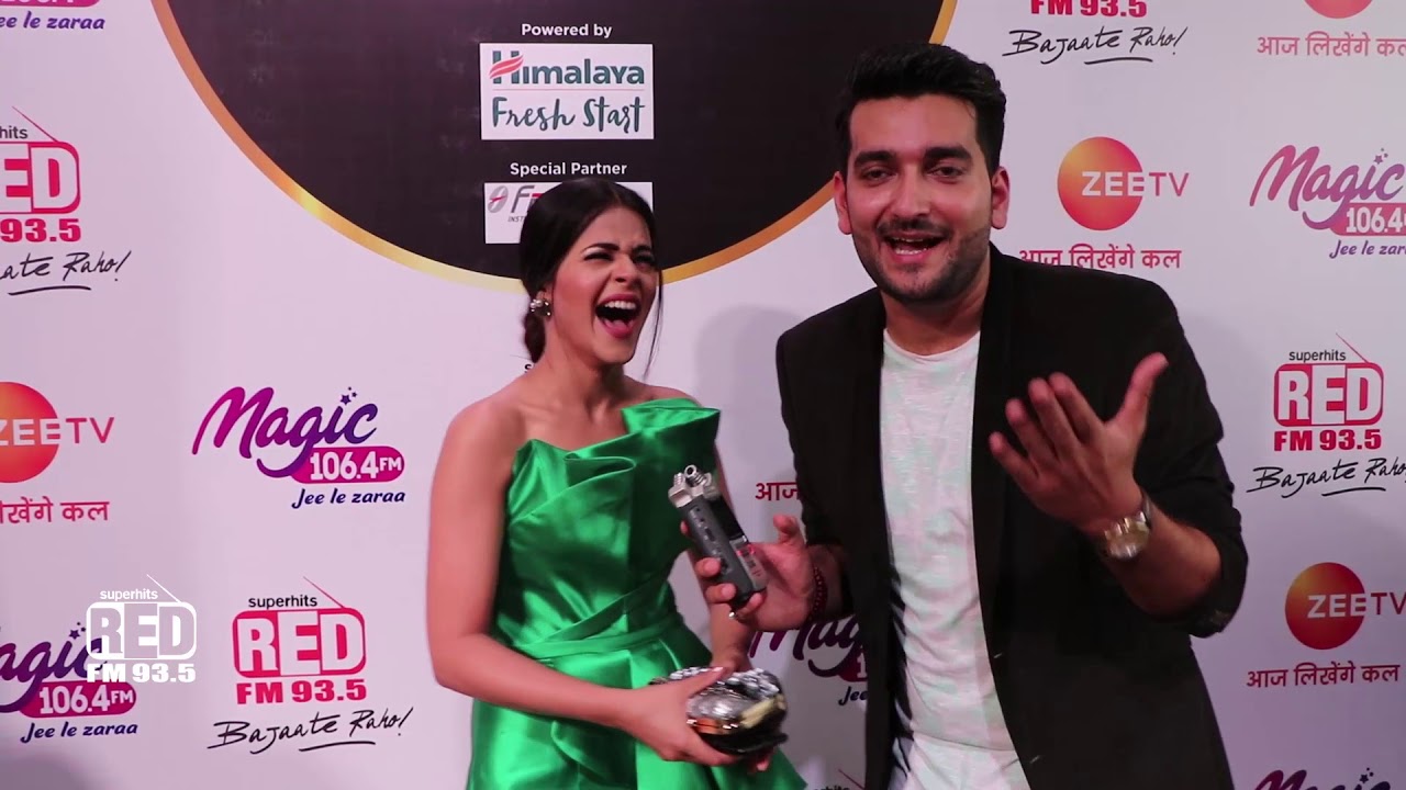 RJ Abhimanyu with Jigyasa Singh | Gold Award 2018 |
