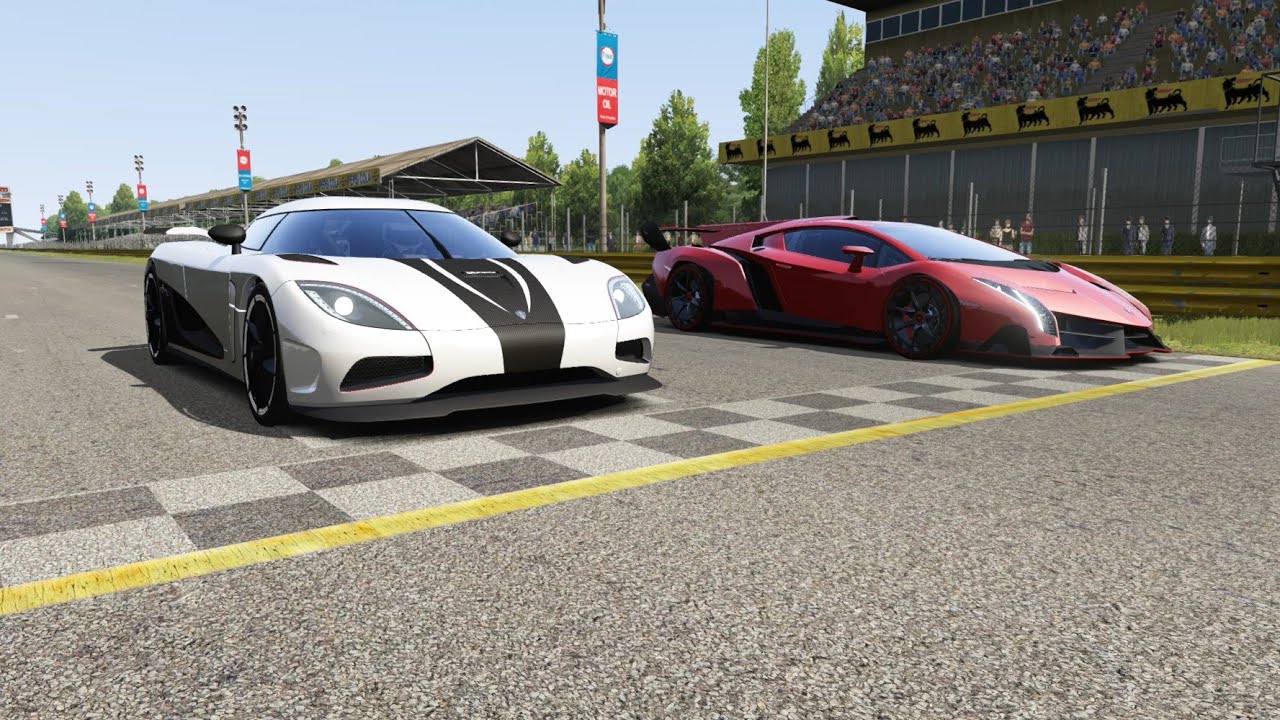 Koenigsegg Agera R vs Lamborghini Veneno at Monza Full Course