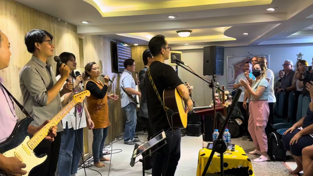 Trong Damh Chúa Giê-xu Chúng Ta Là Anh Em Với Nhau / Giao Lưu Viêt Nam - Tây Ban Nha