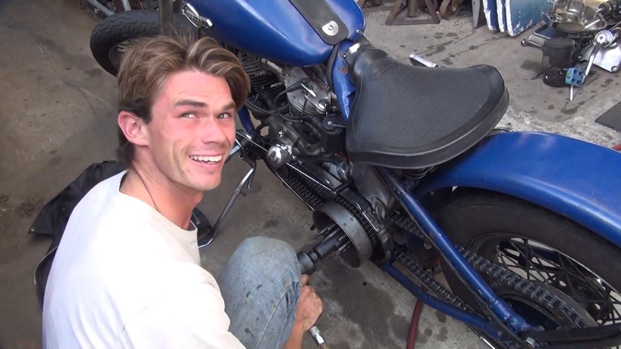 #157 1952 Panhead, ржавая развалюха, тюнинг, кикстартер, ремонт карбюратора Linkert, FL Harley Bo...