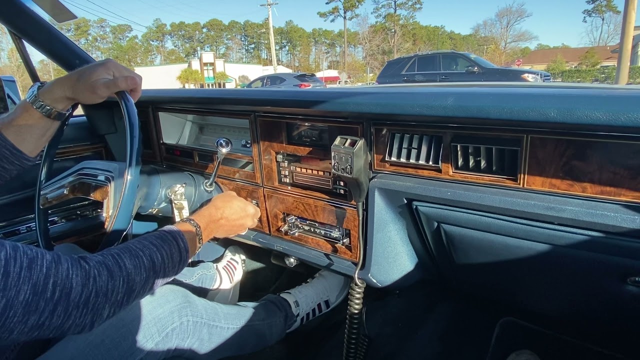 Коллекционная серия Lincoln Continental 1979 года: видео о холодном запуске и вождении