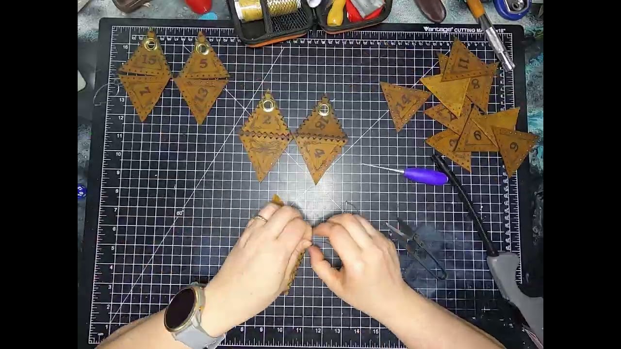 Leather D20 Dice Bag Creation Timelapse
