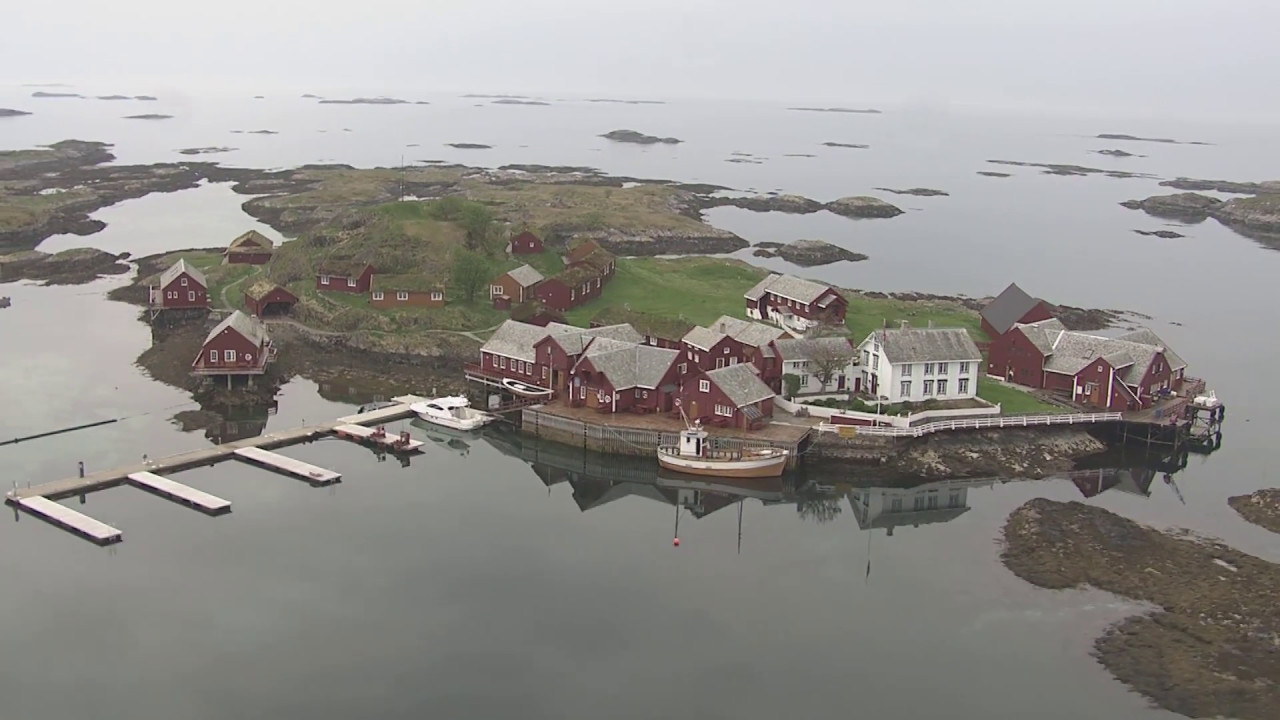 Vevang, Atlanterhavsveien, Averøy - Flying Over Norway