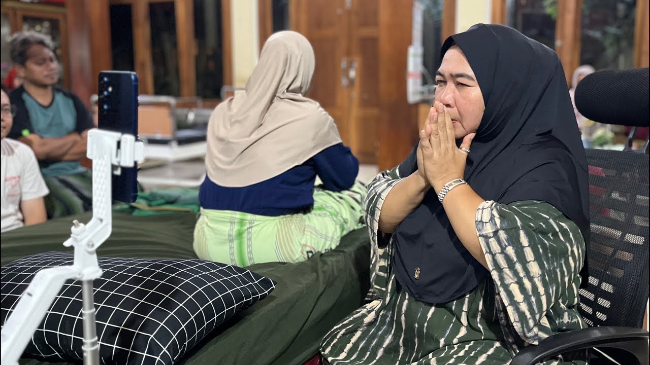 LEPAS POCONG ONLINE