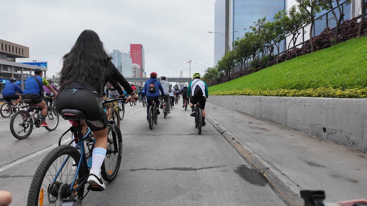 Bicicleteada por el DÍA MUNDIAL SIN AUTO 2025 Pedalea Lima