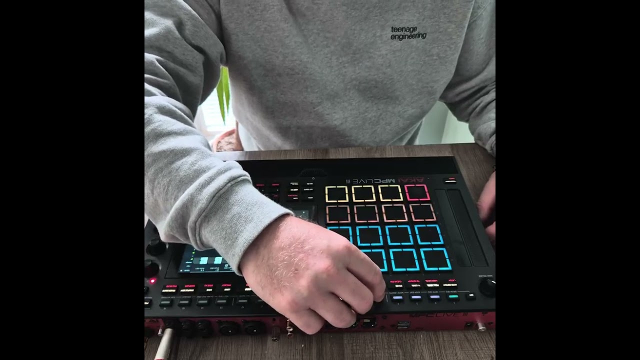 MPC Live 3 First Song. Has to be House.