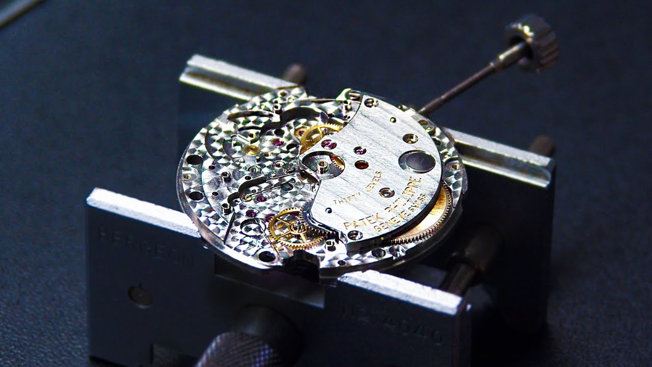 Patek Philippe Nautilus 5711 - Movement Disassembly