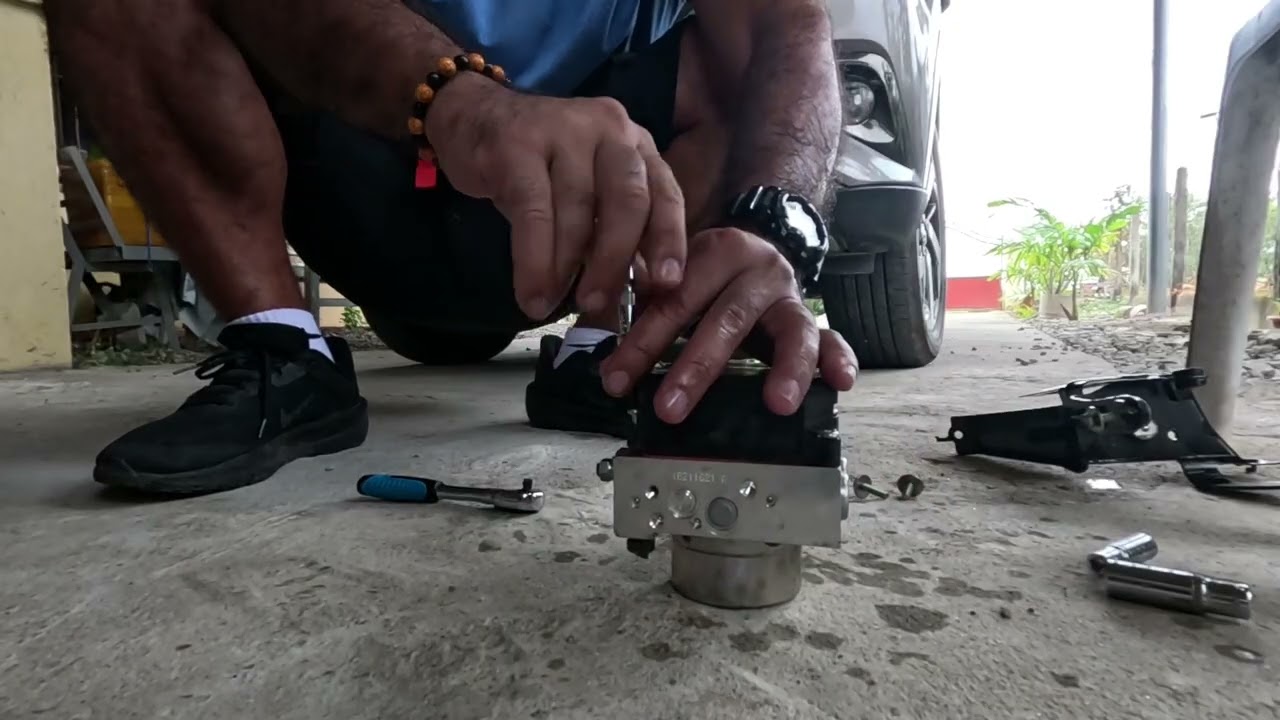 HOME SERVICE San Miguel,Bulacanpalit ABS MOTOR TOYOTA RUSH 2019 ISSUE LUSOT OR LUBOG yung preno