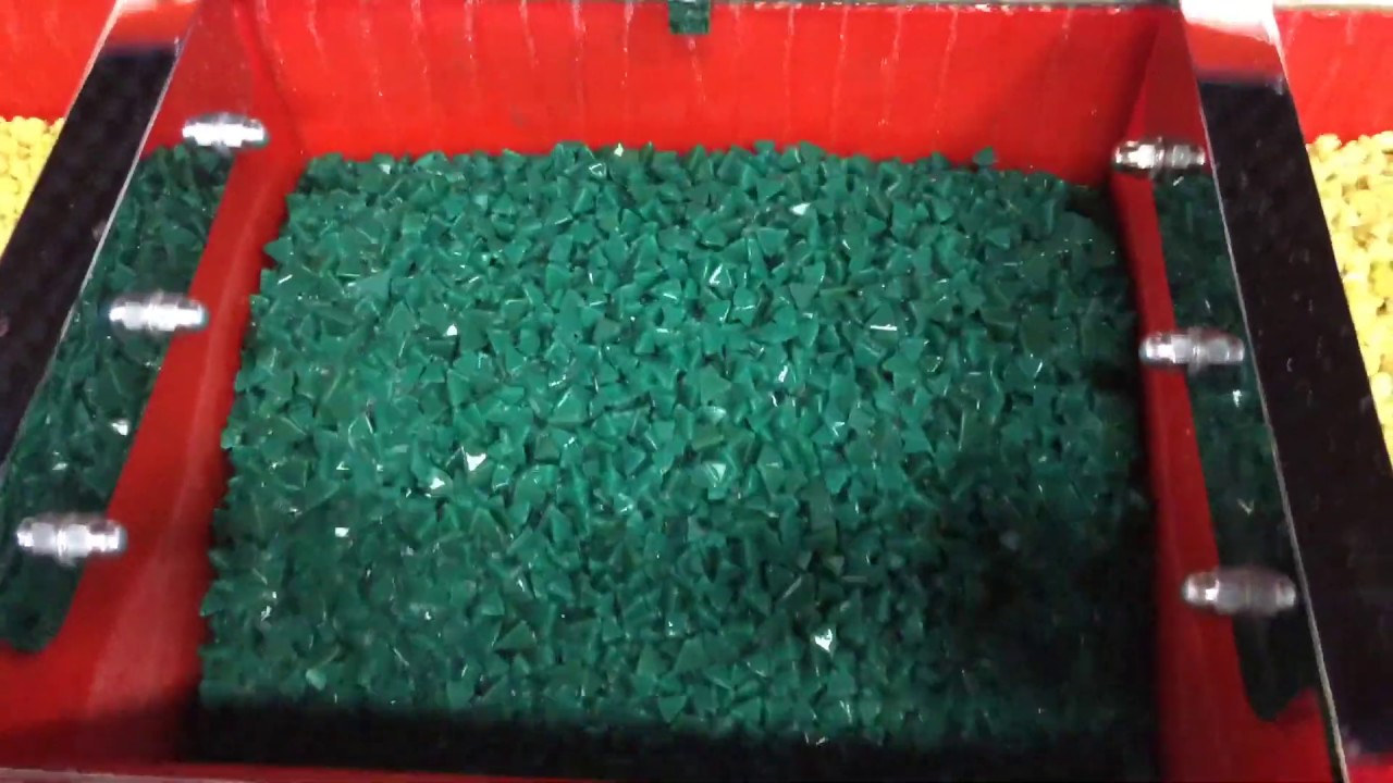 Vibratory finishing of the aerospace aluminum machined aprts