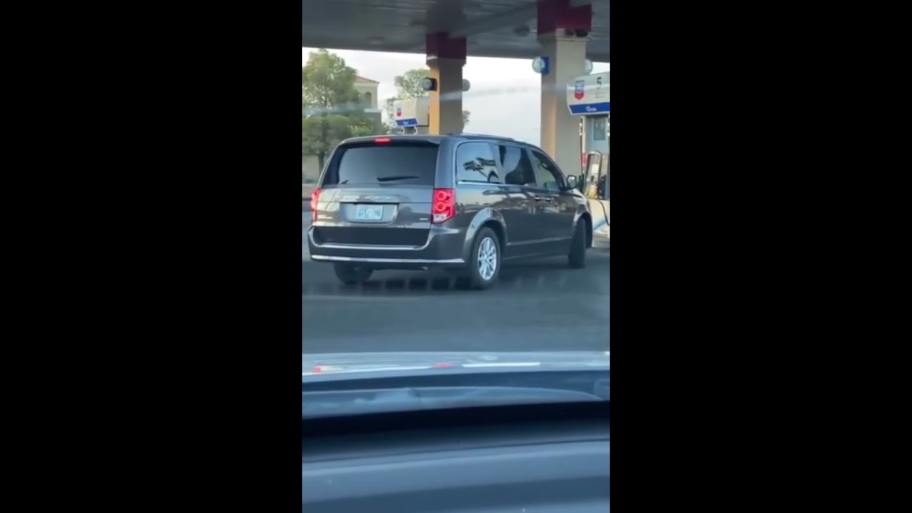 Girl cant find fuel cap at gas station FUNNY