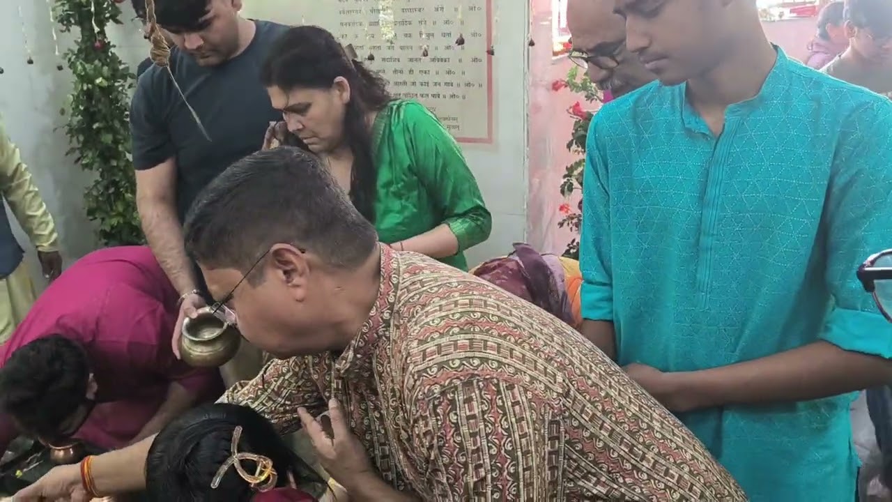 आज महाशिवरात्रि है तो दोस्तों आपको महादेव के दर्शन करते हैं 🙏