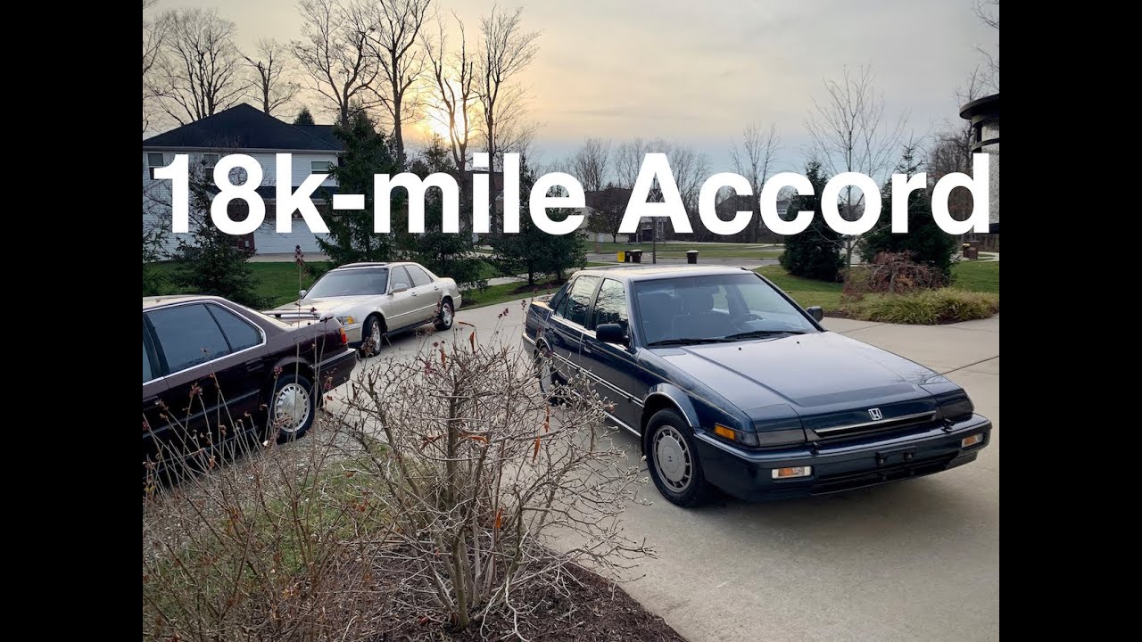 MINT CONDITION 1988 Accord with 18,700 miles!