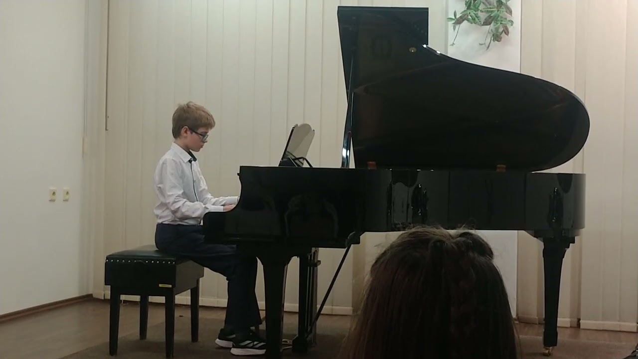 F. Chopin: Polonaise in g minor - oeuvre posthume B.1, no. 11 (Tomáš Chovanec)