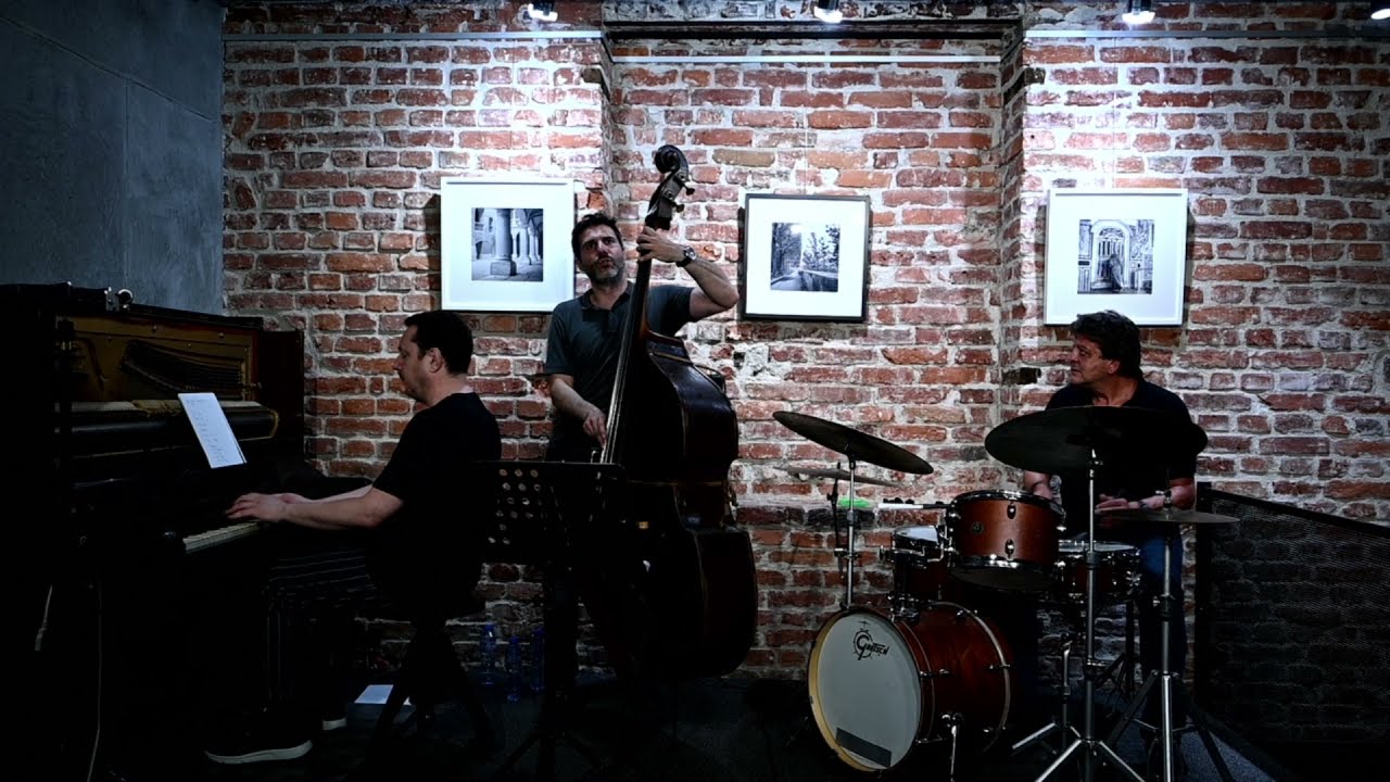Steve Hamilton Trio