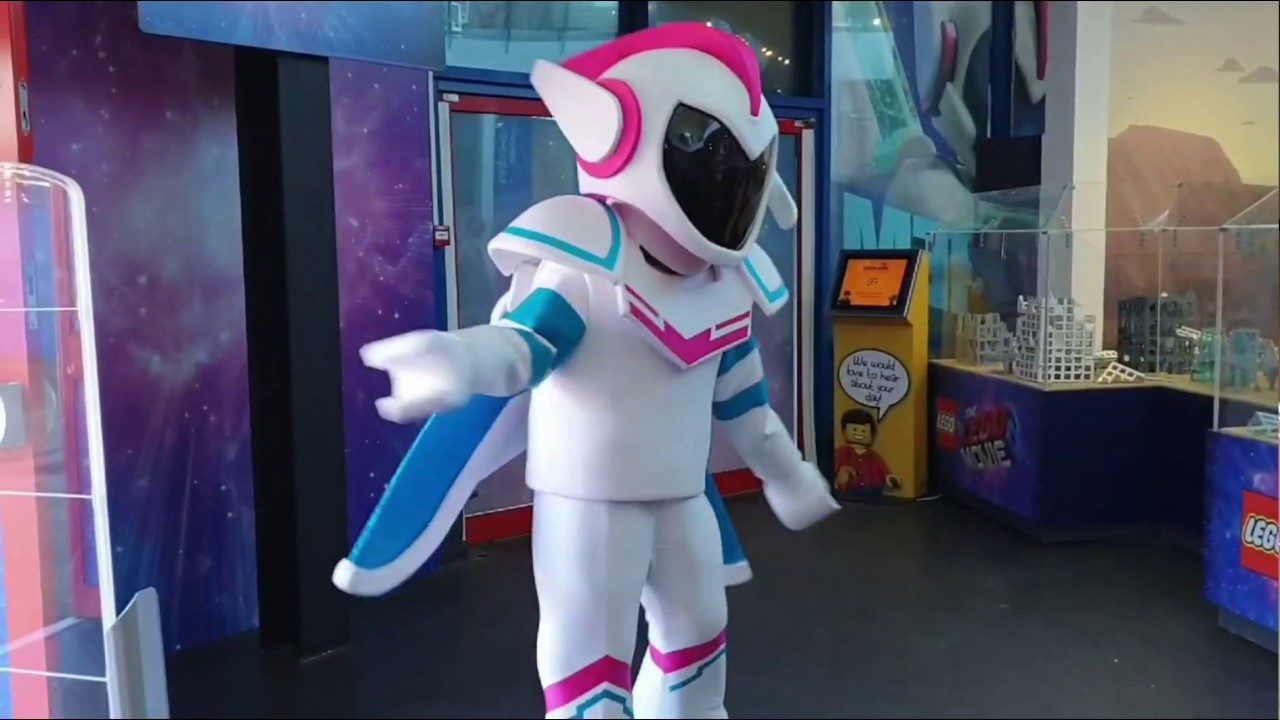 Legoland Lego Movie 2 Experience Preview day featuring General Sweet Mayhem & Lego Movie sets 2019
