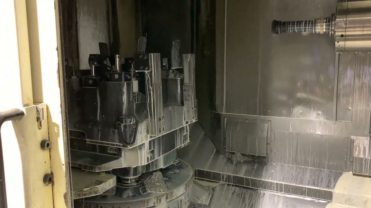 Makino A71 Horizontal Machining Center